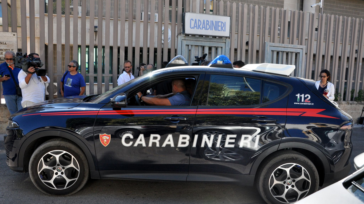 Die Carabinieri ermitteln. (Symbolbild) - Foto: Alessandro Fucarini/IPA via ZUMA Press/dpa