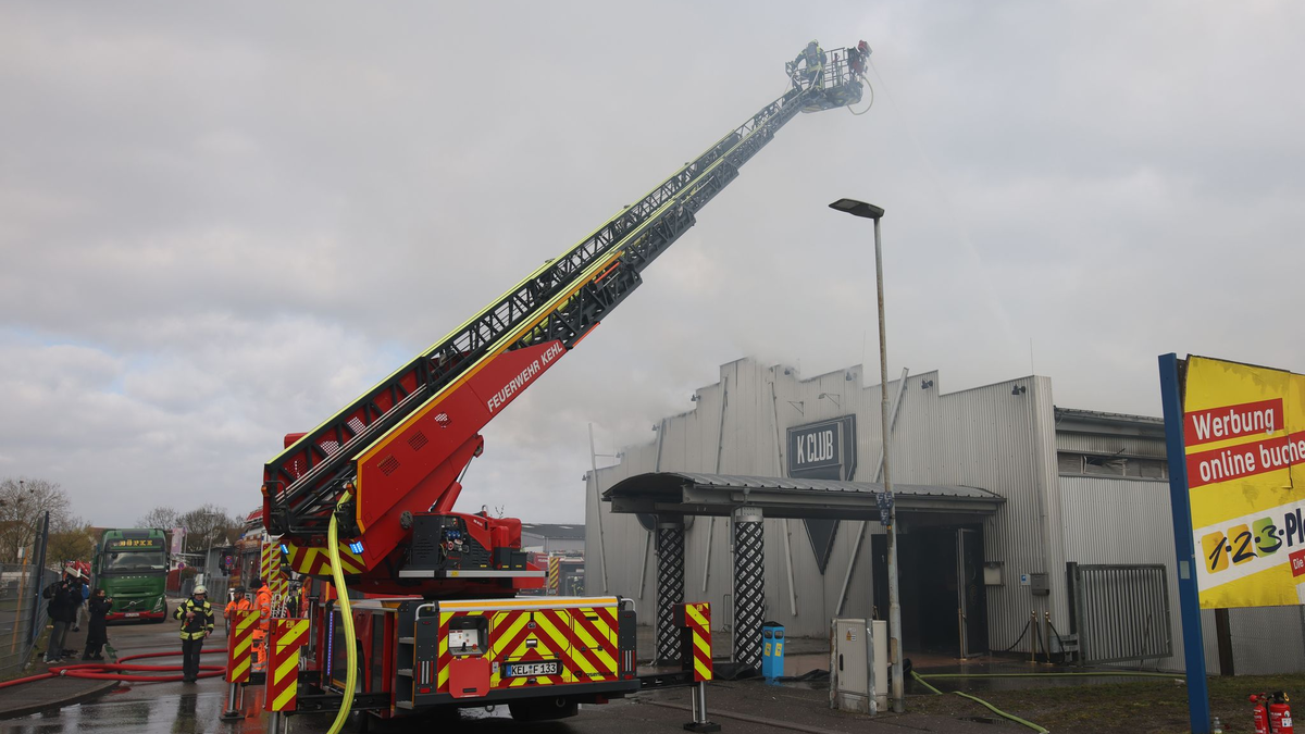 Noch ist völlig unklar, warum das Feuer in der Disco ausbrechen konnte.(Archiv) - Foto: Philipp von Ditfurth/dpa