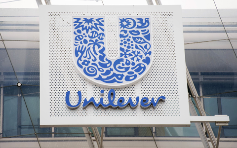 Unilever hat einen vorübergehenden Einstellungsstopp verhängt.  - Foto: Daniel Reinhardt/dpa