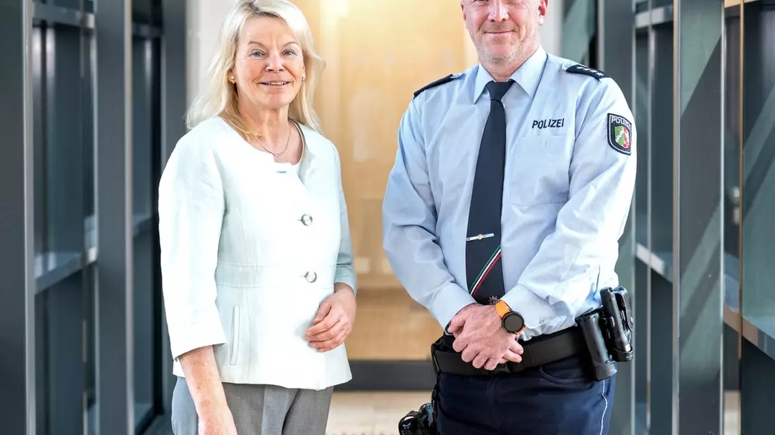 POL-RE: Dennis Schipper wird neuer Leiter Bezirks- und Schwerpunktdienst Haltern am See - Bild: presseportal.de