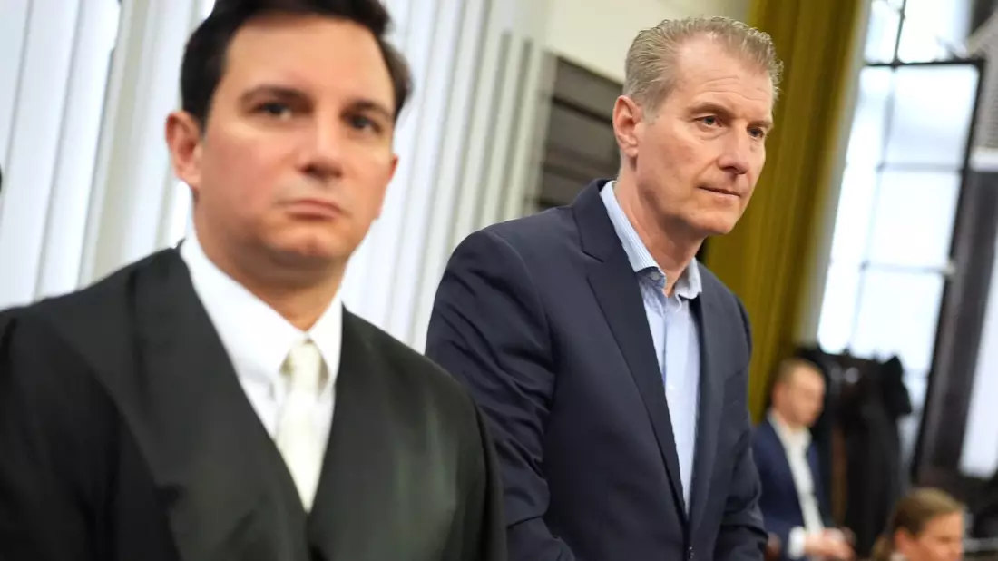 Blocks Ex-Mann Stephan Hensel lebt in Dänemark. - Bild: Marcus Brandt/Pool dpa/dpa