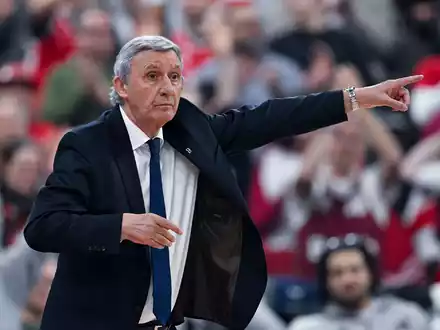 Svetislav Pesic übernahm während der laufenden Saison noch einmal den FC Bayern. (Archivbild) - Foto: Sven Hoppe/dpa