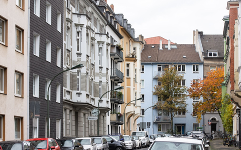 In Düsseldorf haben sich die Preise je nach Lage besonders stark auseinanderentwickelt. (Archivbild)  - Foto: Marcel Kusch/dpa