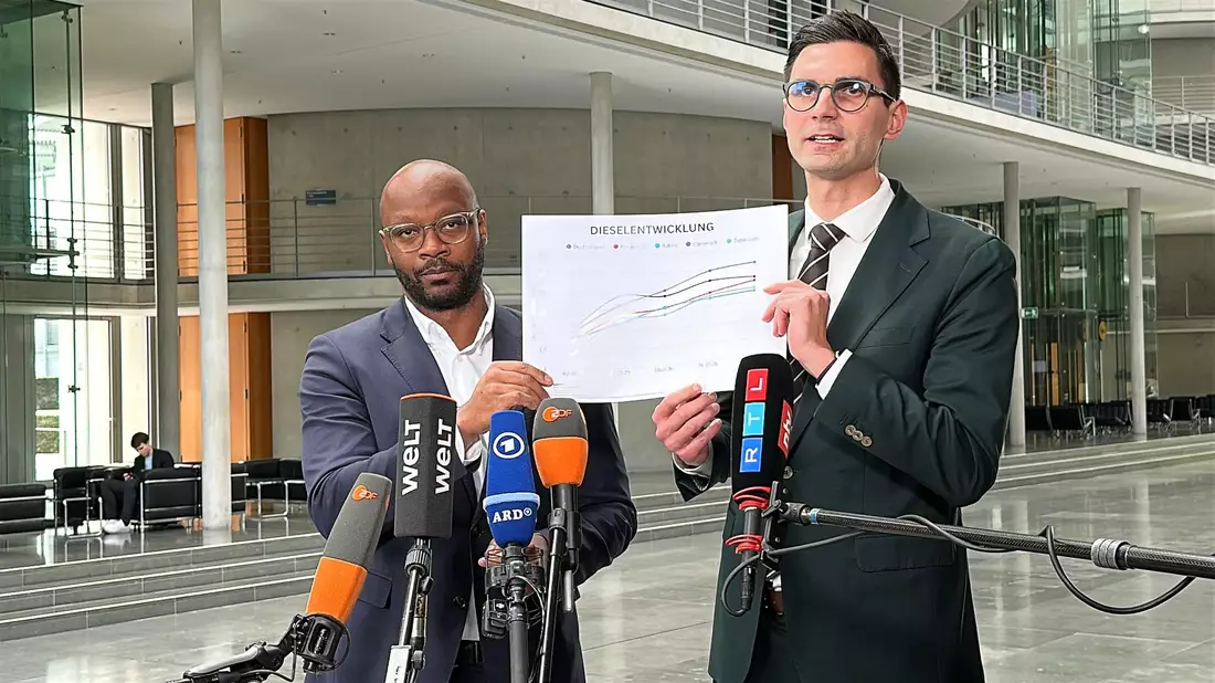 Die Koalition prüft weitere Maßnahmen.  - Bild: Jörg Ratzsch/dpa