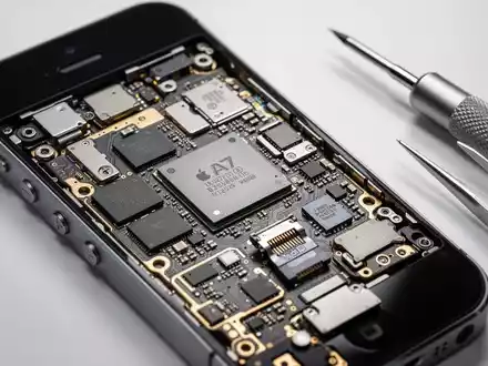 iPhone 5s: Apples Oldie erhält 2026 noch ein Update - Foto: über boerse-global.de