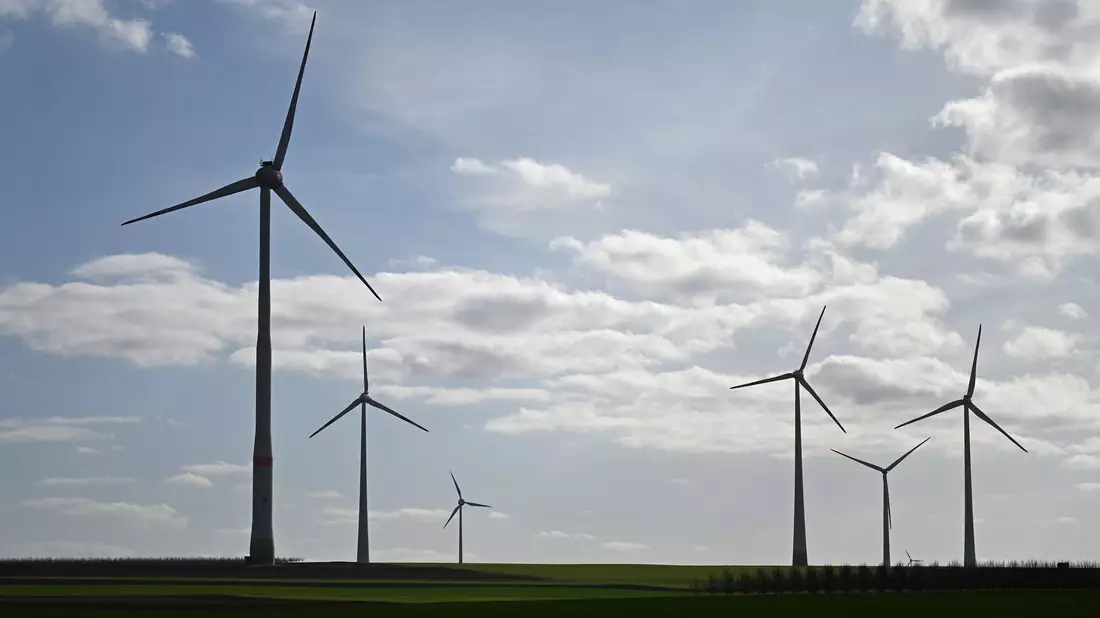 In Windturbinen spielen Neodym-Magnete eine zentrale Rolle. (Symbolbild) - Bild: Michael Brandt/dpa