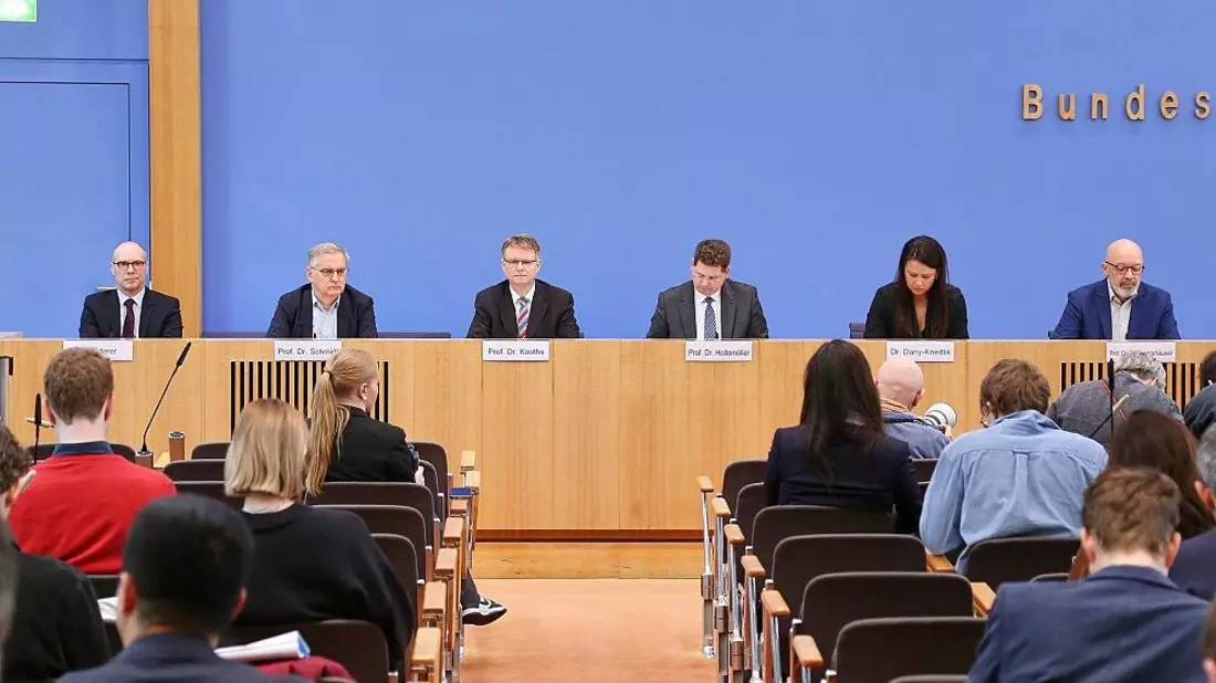 Vorstellung Gemeinschaftsdiagnose der Wirtschaftsforschungsinstitute Frühjahr 2026 am 01.04.2026 - Bild: via dts Nachrichtenagentur