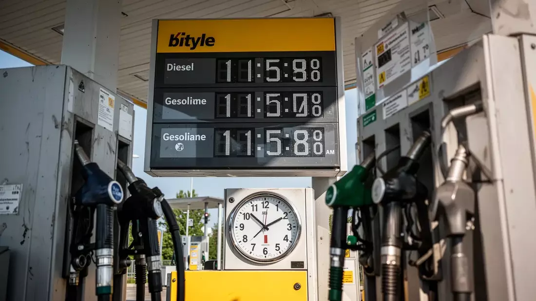 Tanken in Deutschland: Neue Regeln treffen auf Rekordpreise - Bild: über boerse-global.de