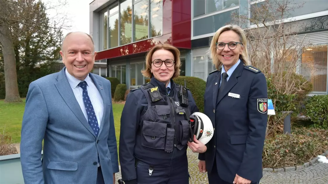 POL-PB: Das Büro für Ordnung, Schutz und Sicherheit (B.O.S.S.) hat eine neue Kollegin - Bild: presseportal.de