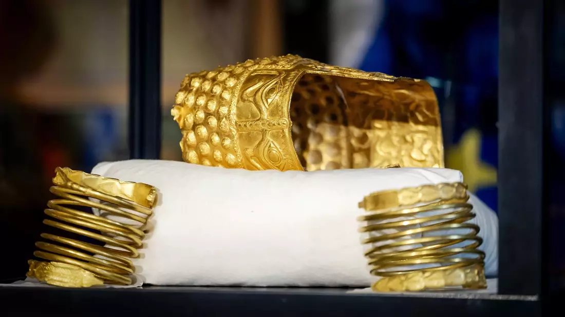 Der Goldhelm aus fast reinem Gold gilt als Kulturgut von unschätzbarem Wert und Symbol für die Geschichte Rumäniens.  - Bild: Sem Van Der Wal/ANP/dpa