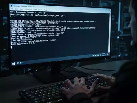 Cyber-Angriffe zwingen Windows-Nutzer zur Selbst-Infektion - Foto: über boerse-global.de