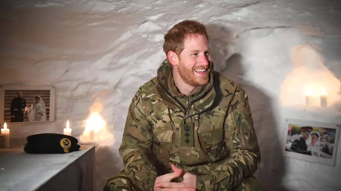 Der britische Prinz Harry diente bis 2015 über zehn Jahre in der britischen Armee. (Archivbild) - Bild: Victoria Jones/PA Wire/dpa
