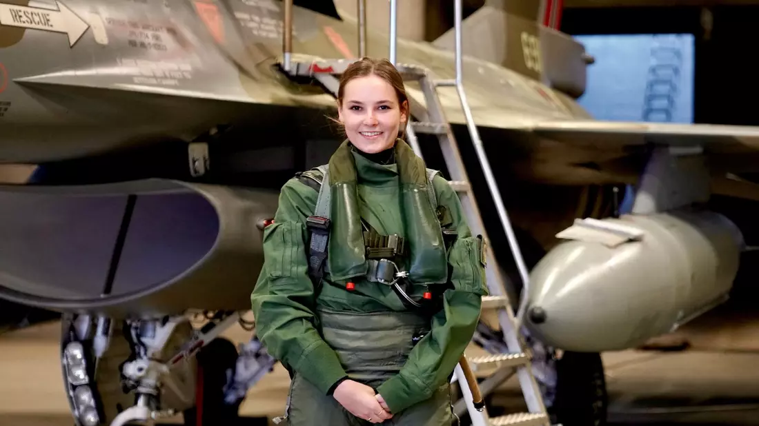 Besuchte schon als 17-Jährige die Luftwaffe und flog im Kampfjet mit: Norwegens Erbprinzessin Ingrid Alexandra. (Archivbild) - Bild: Simen Løvberg Sund/The Royal Court of Norway/dpa