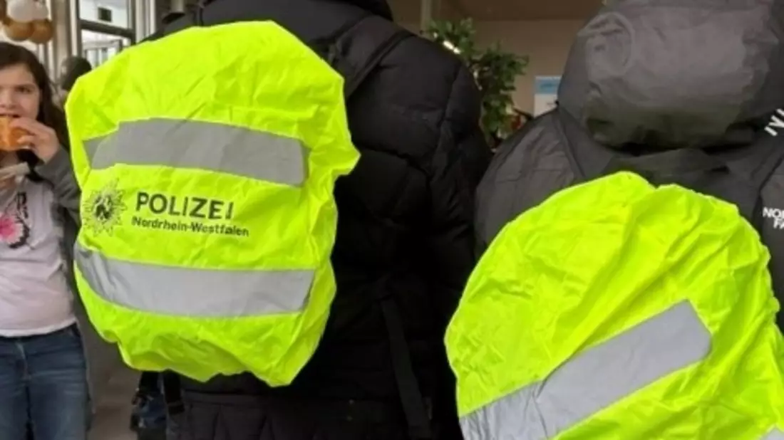 POL-MG: Eröffnung der Scooter-Werkstatt - Polizei setzt auf Aufklärung und Prävention - Bild: presseportal.de