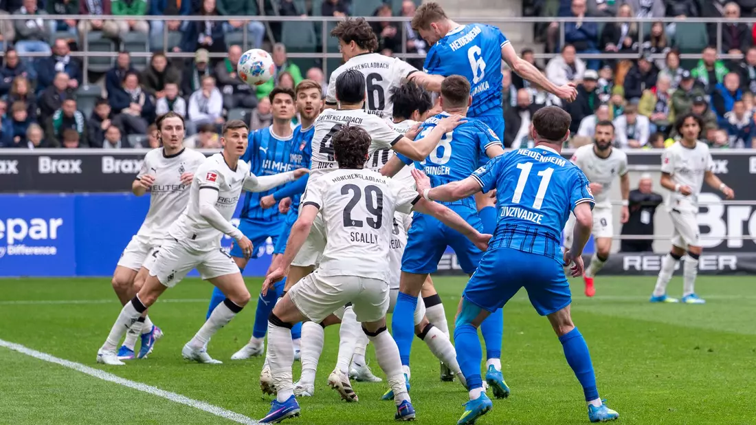 Patrick Mainka erzielte per Kopf den Ausgleich für Heidenheim. - Bild: David Inderlied/dpa