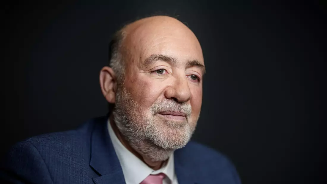 Der israelische Botschafter Ron Prosor plädiert für Pflichtbesuche in KZ-Gedenkstätten. (Archivbild) - Bild: Michael Kappeler/dpa