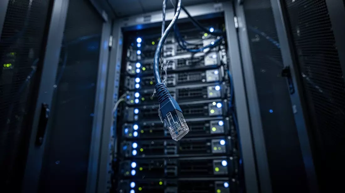 Meta stoppt KI-Daten-Partnerschaft nach schwerem Sicherheitsleck - Bild: über boerse-global.de