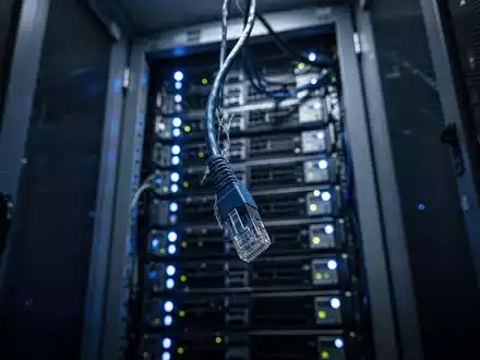 Meta stoppt KI-Daten-Partnerschaft nach schwerem Sicherheitsleck - Foto: über boerse-global.de