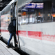 Die Deutsche Bahn verzeichnete 2025 einen Verlust von rund 2,3 Milliarden Euro. (Symbolbild) - Foto: Christian Charisius/dpa