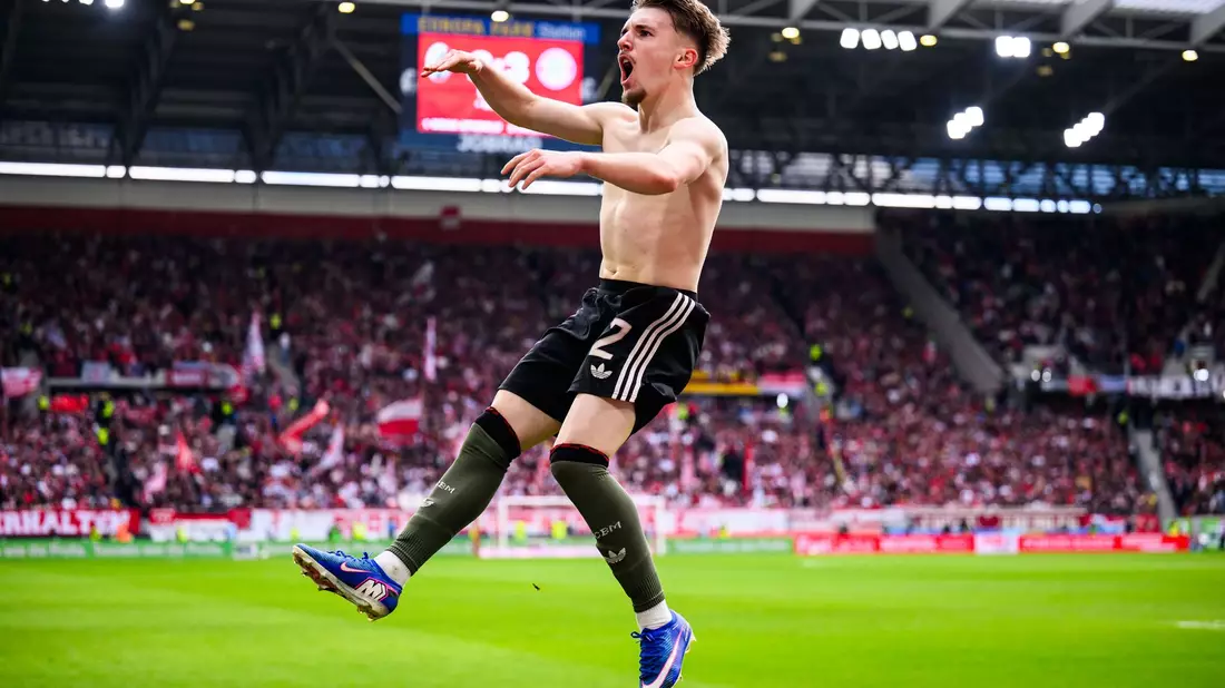 Siegtorschütze in Freiburg: Bayerns Lennart Karl. - Bild: Tom Weller/dpa