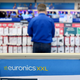 Euronics zu geplanter Mediamarkt-Saturn-Übernahme: Chance und Risiko. (Archivbild) - Foto: Marijan Murat/dpa