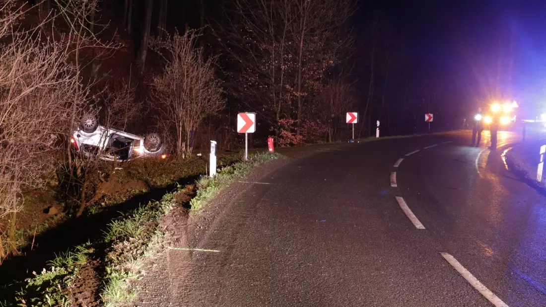 POL-HX: Eine schwerstverletzte Frau bei Verkehrsunfall - Bild: presseportal.de