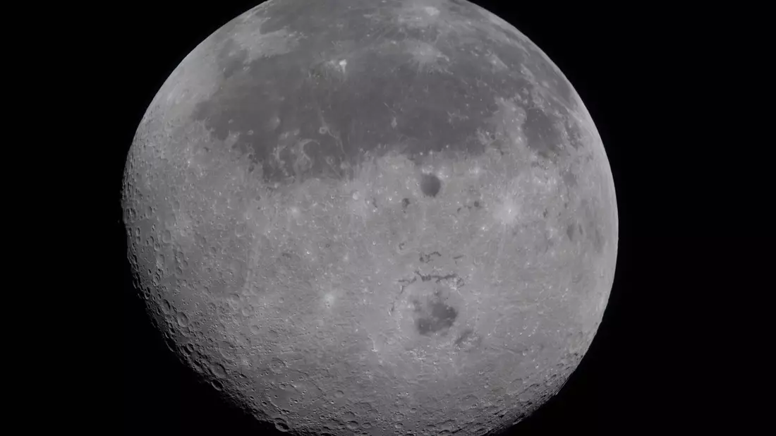 Der Mond - aus der Perspektive der «Artemis 2»-Crew. - Bild: Uncredited/NASA/AP/dpa