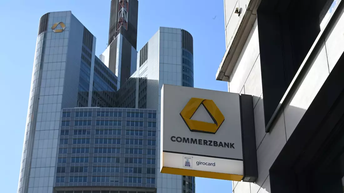 Objekt der Begierde: die Commerzbank. (Archivbild) - Bild: Michael Brandt/dpa