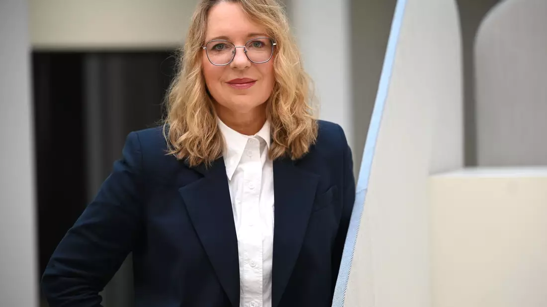 «Solange wir an Öl und Gas festhalten, bleiben wir erpressbar und anfällig für massive Preisschocks»: Energieexpertin Claudia Kemfert. (Archivbild) - Bild: Carla Benkö/dpa