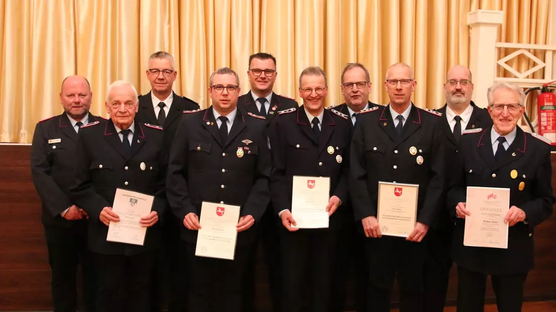 FW-OLL: Starkes Engagement: Feuerwehr Beckeln blickt auf erfolgreiches Jahr zurück - Bild: presseportal.de