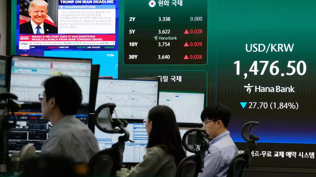 Der südkoreanische Leitindex Kospi ist am Mittwochmorgen Ortszeit stark gestiegen.  - Bild: Ahn Young-joon/AP/dpa