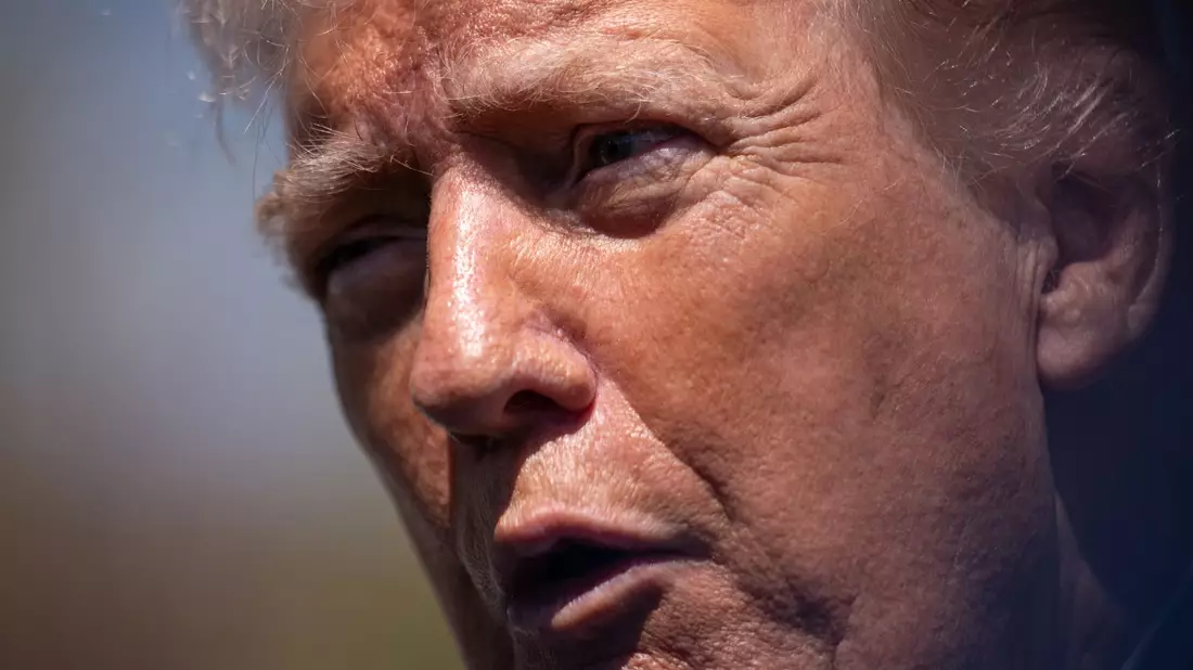 US-Präsident Trump einigt sich mit dem Iran auf eine Waffenruhe. (Archivbild) - Bild: Julia Demaree Nikhinson/AP/dpa