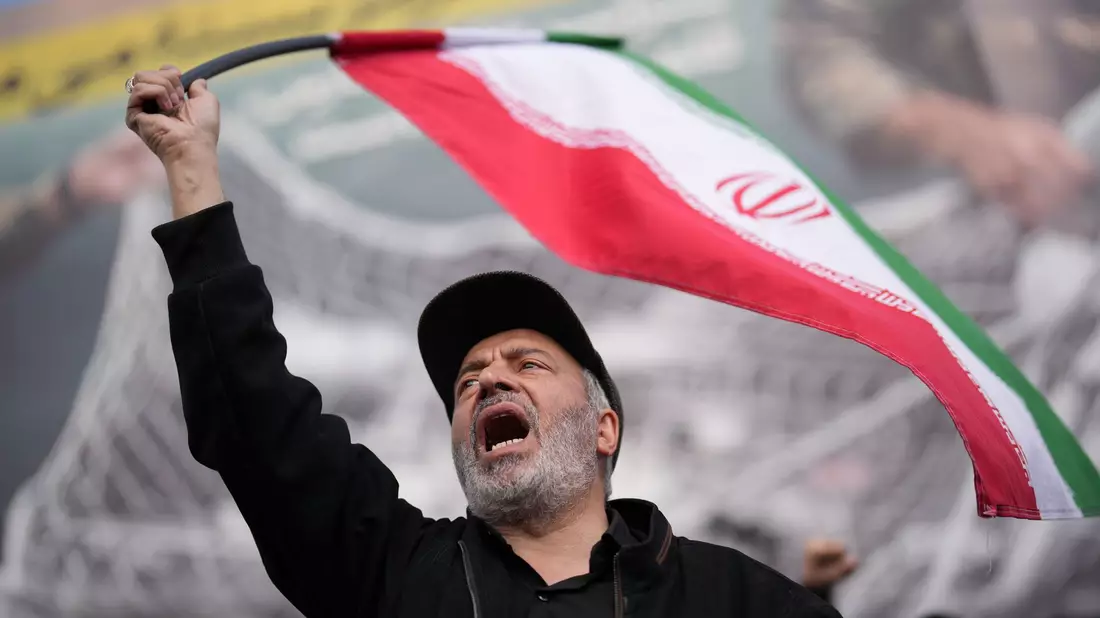 Eine zweiwöchige Waffenruhe im Iran-Krieg soll den Weg zu einem Frieden ebnen. - Bild: Francisco Seco/AP/dpa