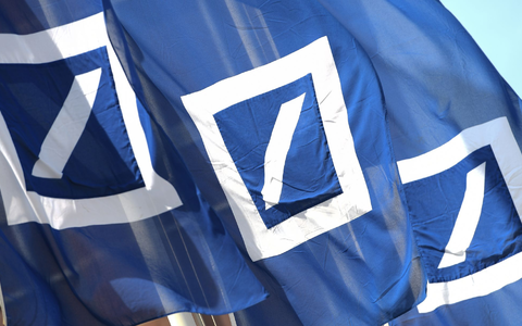 Zum letzten Mal fand das Aktionärstreffen des größten deutschen Geldhauses 2019 in Präsenz statt. (Archivbild) - Foto: Arne Dedert/dpa