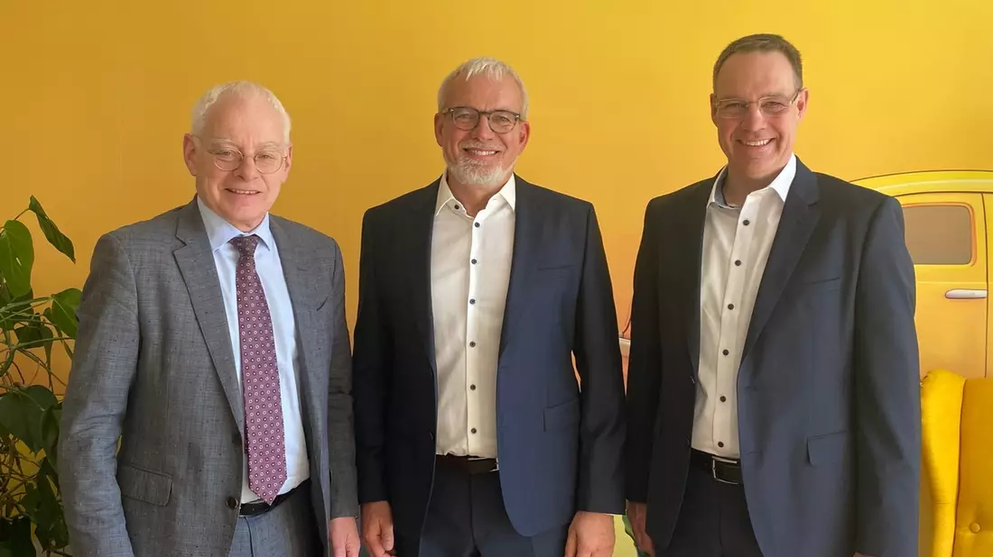 Neuer Standort der HUK-COBURG Dienstleistung GmbH in Saarbrücken offiziell eröffnet / HUK-COBURG verstärkt Bearbeitung von Kasko-Schäden / Bis 2028 entstehen 200 Arbeitsplätze - Bild: presseportal.de