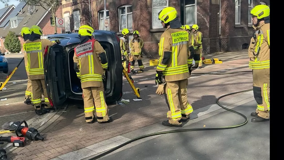 FW-BOT: Verkehrsunfall in Bottrop - Bild: presseportal.de
