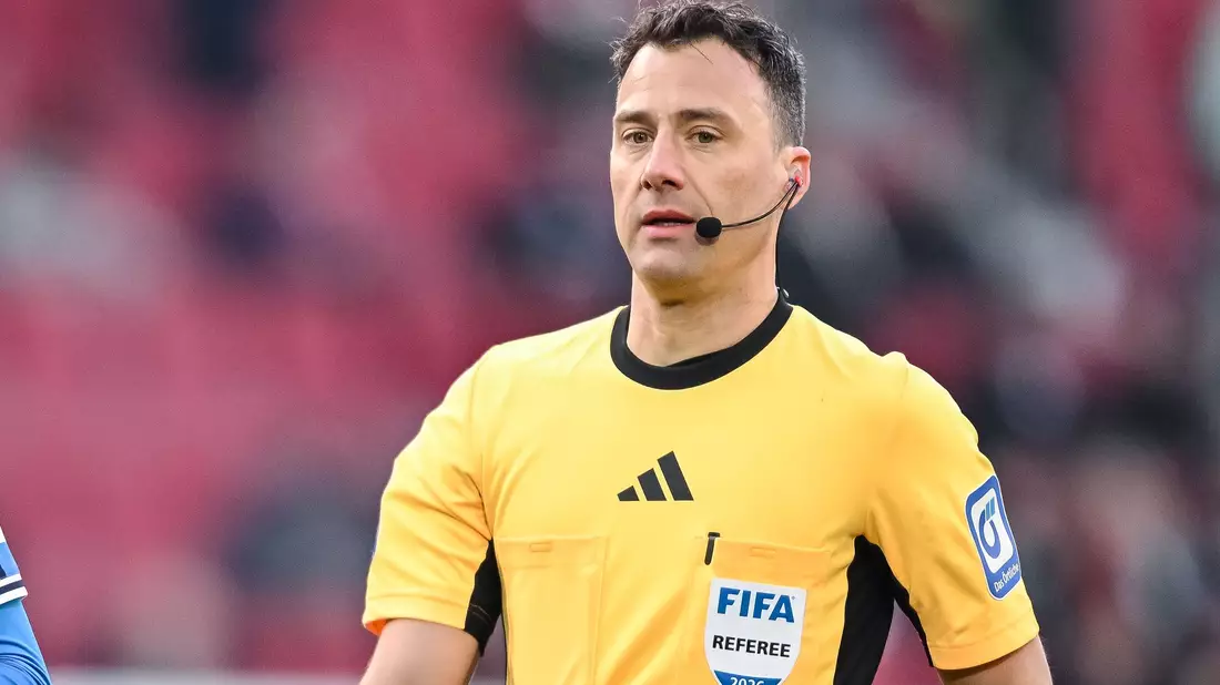 Felix Zwayer kann sich auf die WM freuen. (Archivbild) - Bild: Harry Langer/dpa