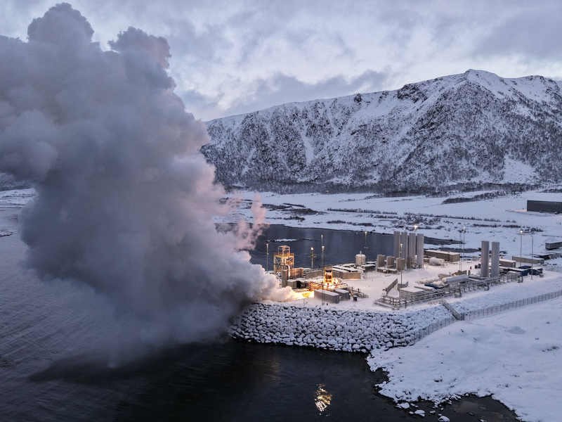 Die Vorbereitungen zum zweiten Testflug am Weltraumbahnhof in Norwegen. (Handout) - Foto: -/Isar Aerospace/dpa