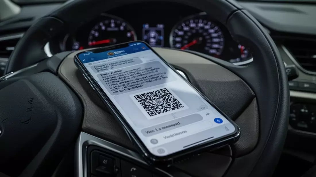 SMS-Betrug: QR-Codes locken Autofahrer in neue Abzocke-Falle - Bild: über boerse-global.de