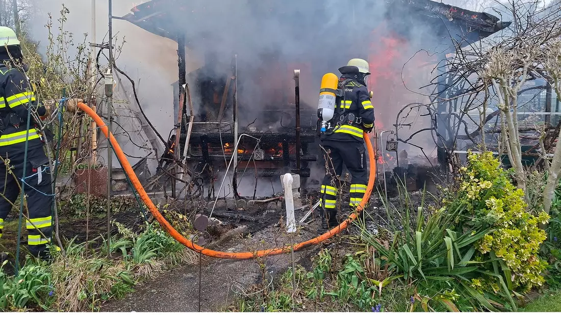 FW-M: Drohne unterstützt bei Brand in Kleingartenanlage (Perlach) - Bild: presseportal.de