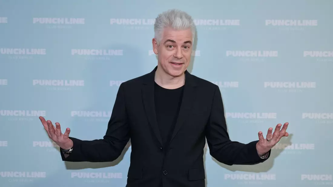 Mittermeier weist Comedy-Kollegen zurecht - seiner Ansicht nach klagen sie zu Unrecht. (Archivbild) - Bild: Annette Riedl/dpa