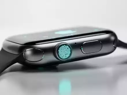 Apple Watch: Touch ID kehrt zurück, während Konkurrenz aufholt - Foto: über boerse-global.de