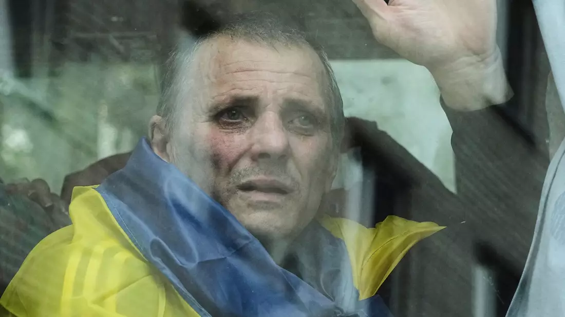 Moskau und Kiew haben im russischen Angriffskrieg gegen die Ukraine immer wieder Gefangene ausgetauscht. (Archivbild) - Bild: Efrem Lukatsky/AP/dpa