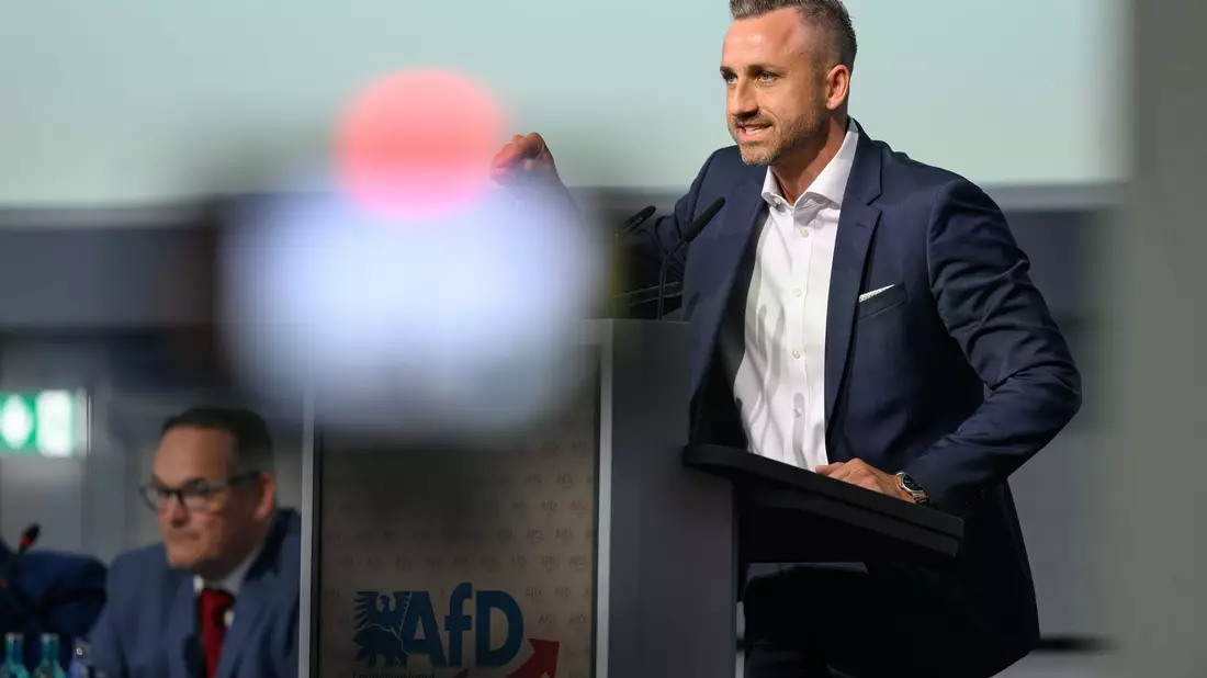 «Wir müssen es alleine schaffen», sagte AfD-Spitzenkandidat Ulrich Siegmund. - Bild: Hendrik Schmidt/dpa