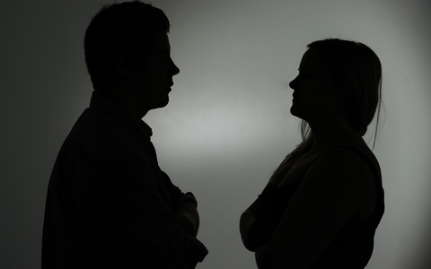 Laut einer neuen YouGov-Umfrage nehmen viele Deutsche den Umgangston heute rauer wahr als vor fünf Jahren. (Symbolbild) - Foto: picture alliance / dpa