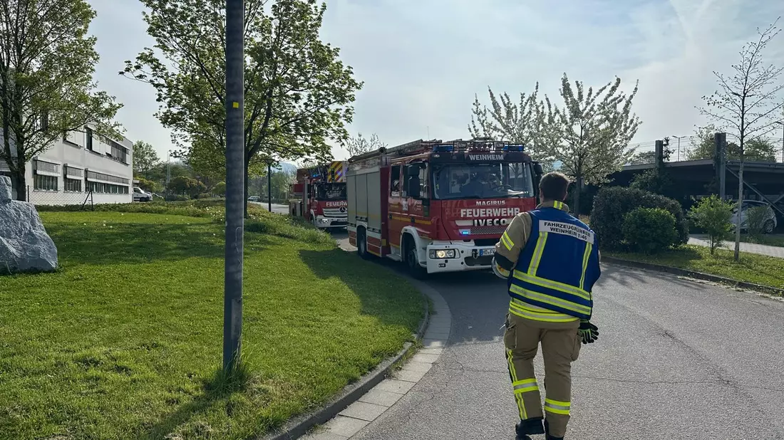 FW Weinheim: Keine Langeweile für die Weinheimer Feuerwehr am Wochenende - Bild: presseportal.de