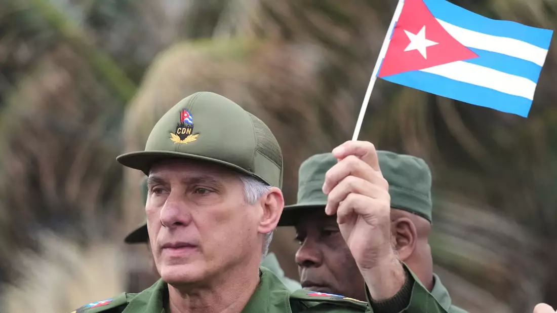 «Wenn das passiert, wird es Kämpfe geben, und es wird einen Widerstand geben», sagte Kubas Präsident Miguel Diaz-Canel. (Archivbild) - Bild: Ramon Espinosa/AP/dpa