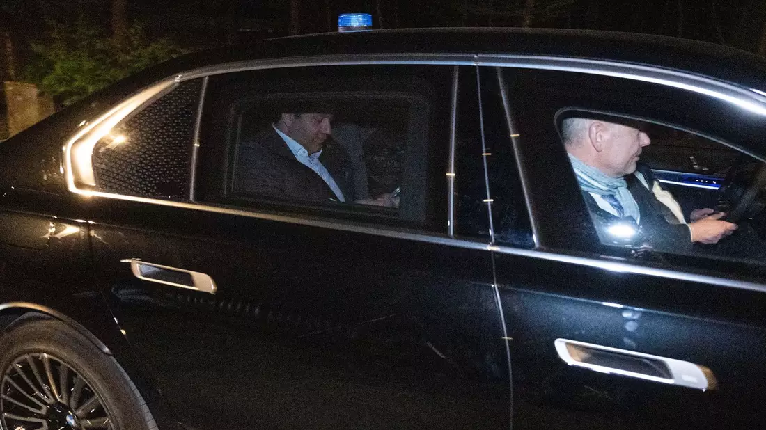 Vor dem Wochenende hatten Klingbeil und Wirtschaftsministerin Reiche auf ihren Positionen gepocht.  - Bild: Christophe Gateau/dpa
