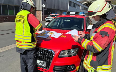 FW-PL: Starke Partnerschaft für Sicherheit: Anüben 2026 der Feuerwehr Plettenberg auf dem Novelis-Gelände - Foto: presseportal.de