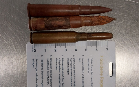 BPOL NRW: Bundespolizei stellt Munition und Messer im Handgepäck am Flughafen Köln/Bonn sicher - Foto: presseportal.de